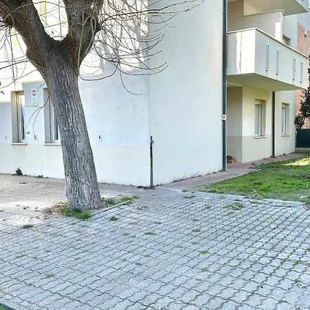 דירה F006 - Fano, Trilocale Con Terrazzino A 30mt Dal Mare *